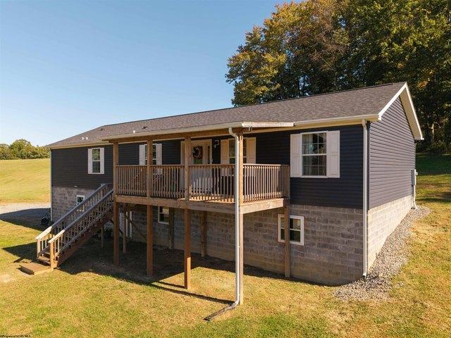 House for sale in Philippi, Barbour County