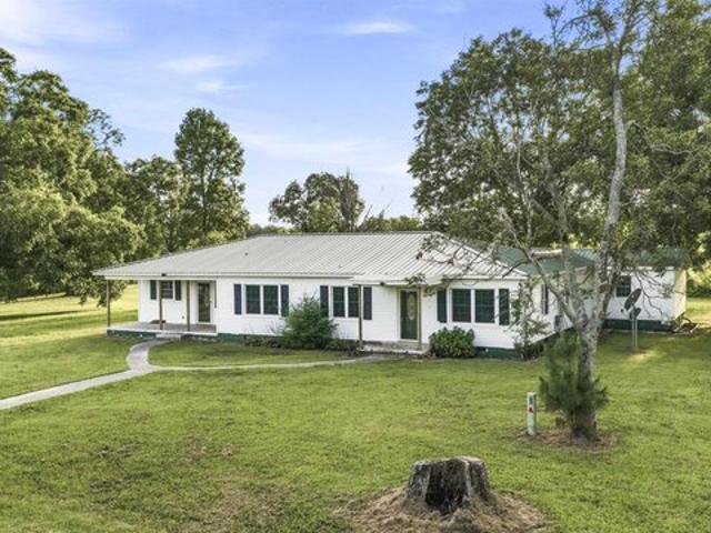 House for sale in Section, Alabama
