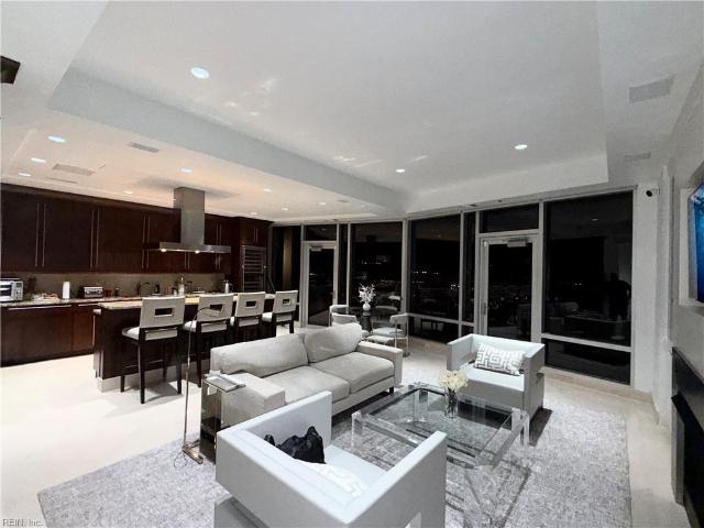 Condo for sale in Virginia