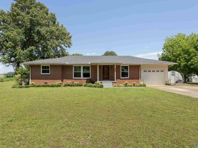 House for sale in Lexington, Alabama