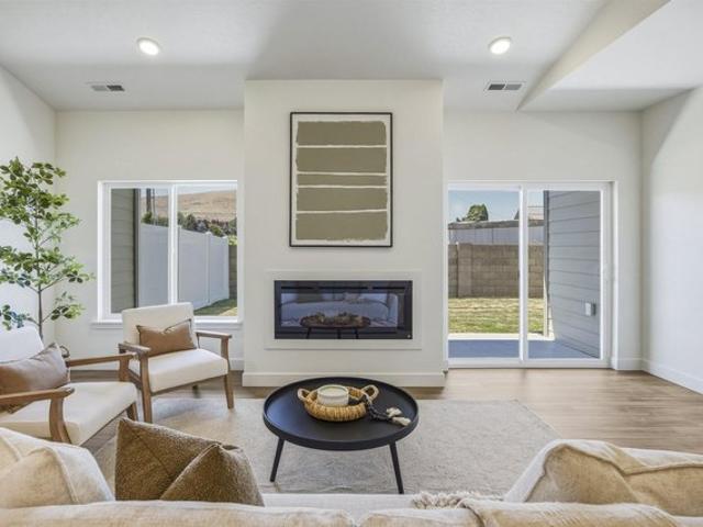 Townhouse for sale in West Richland, Washington