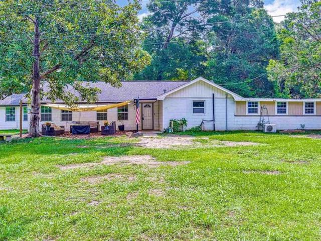 House for sale in Pace, Florida
