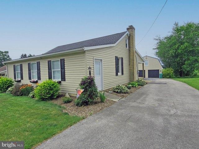 House for sale in Chambersburg, Pennsylvania