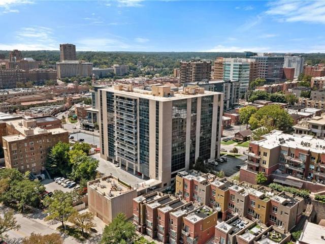 Condo for sale in Kansas City, Missouri