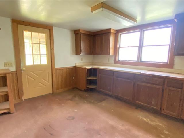 House for sale in Middlesex, New York