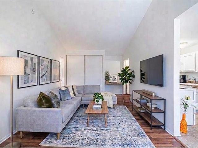 Condo for sale in Hennepin, Minnesota