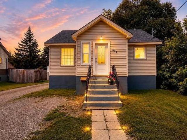 House for sale in Thunder Bay, Ontario