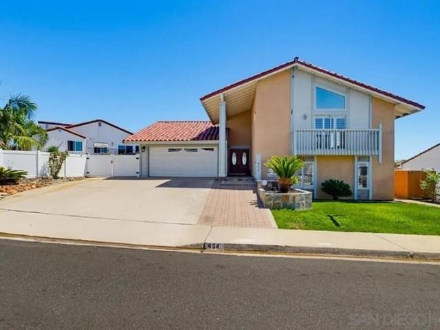 House for sale in Bonita, California