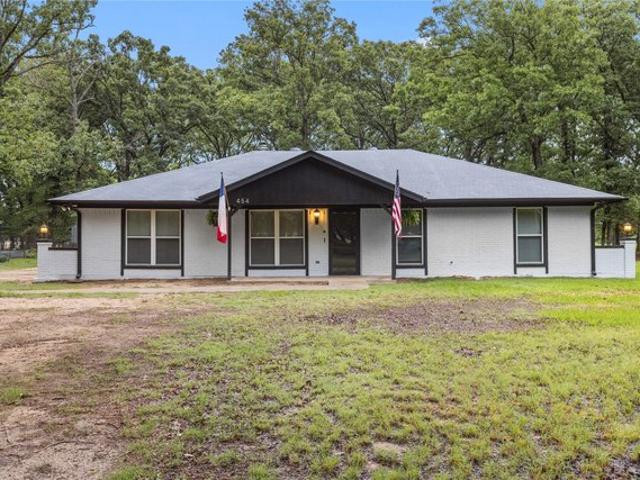 House for sale in Bogata, Texas