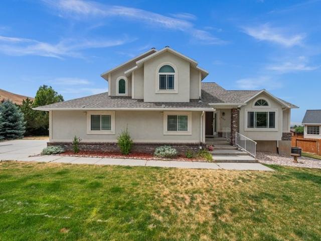 House for sale in Tooele, Utah