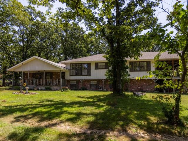 House for sale in Rocky Comfort, Missouri