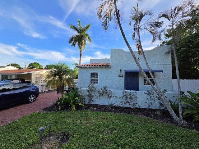 House for sale in Antique Row, West Palm Beach