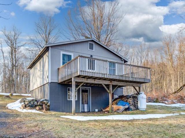 House for sale in Piseco, New York