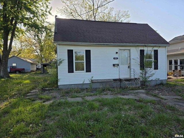 House for sale in Fulton, Illinois