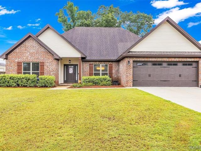 House for sale in Elmore, Alabama