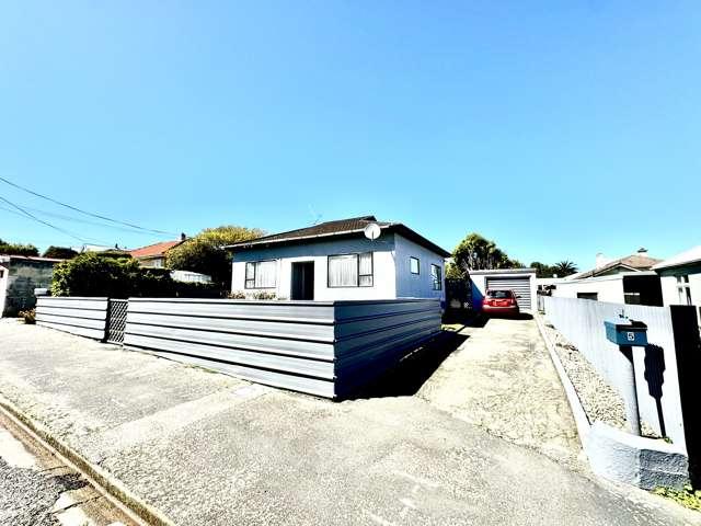 House for sale in Otakou