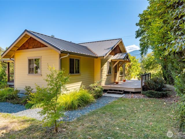 House for sale in Concrete, Washington