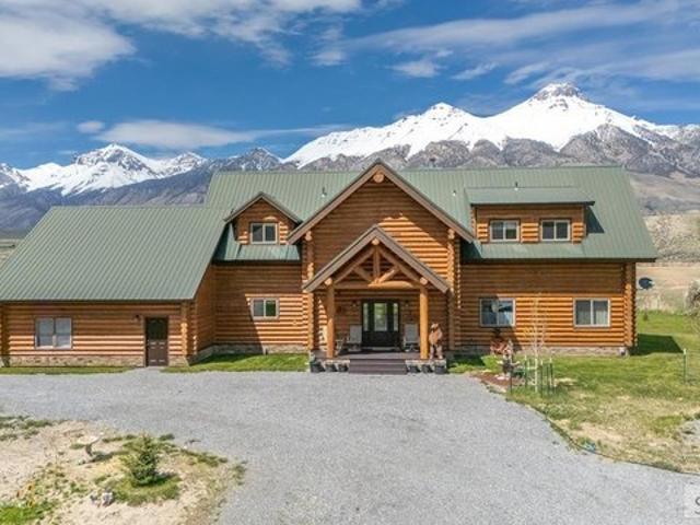 House for sale in Mackay, Idaho