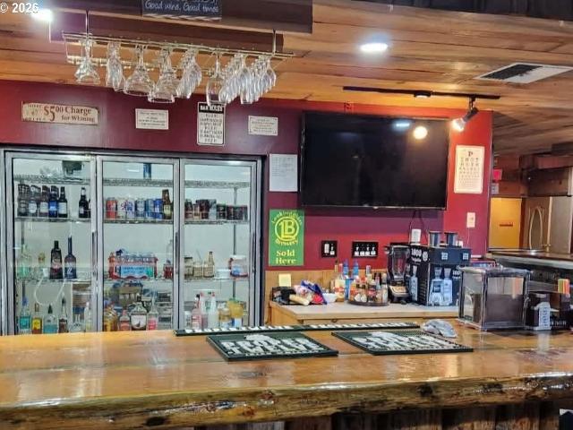Commercial for sale in Oregonia