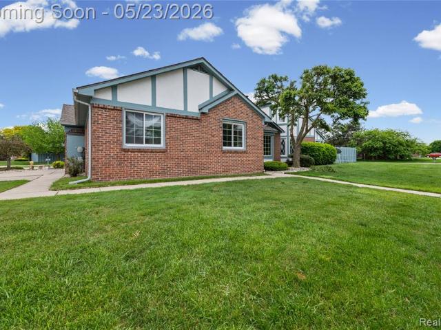 Condo for sale in Macomb, Michigan