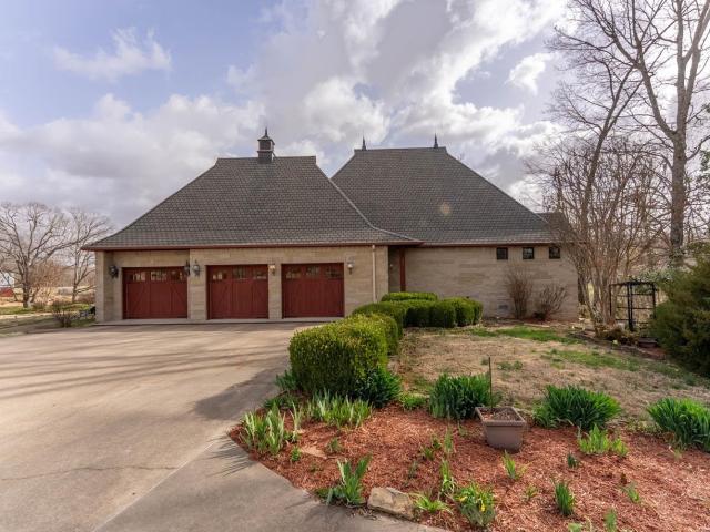 House for sale in Salem, Fulton County