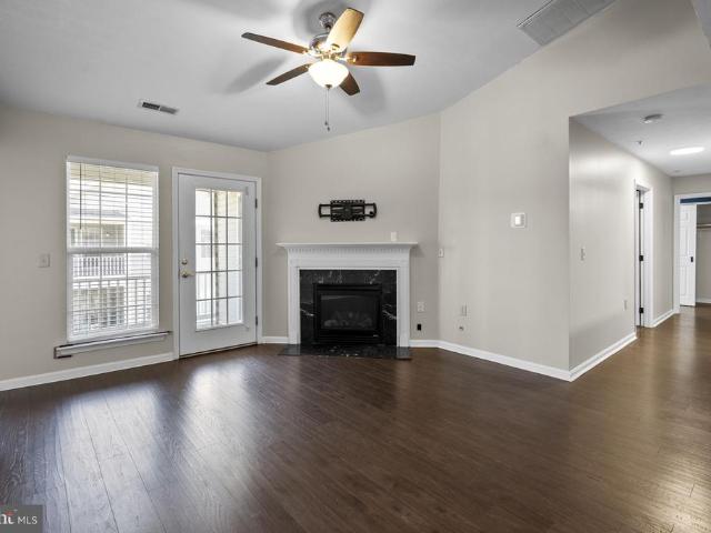 Condo for sale in California, Maryland