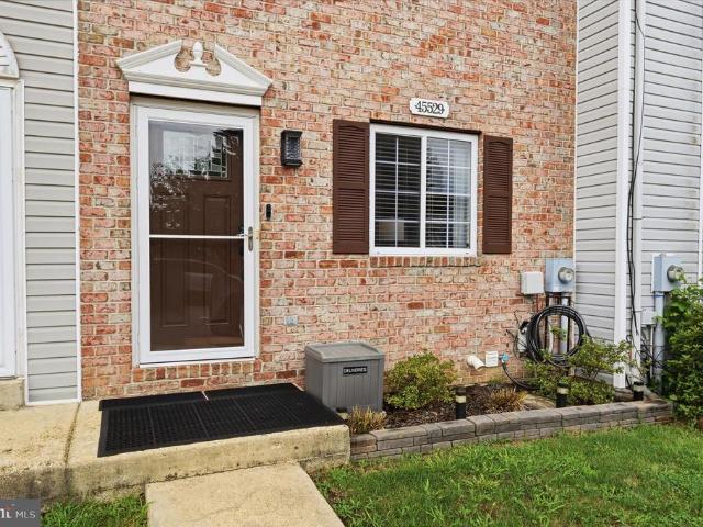 Townhouse for sale in California, Maryland
