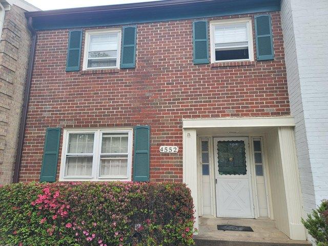 Townhouse for sale in Virginia