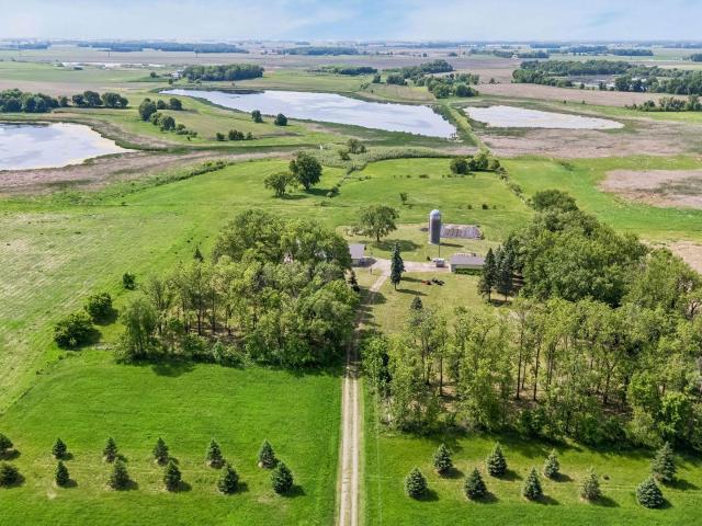 House for sale in New Auburn Township, Sibley County