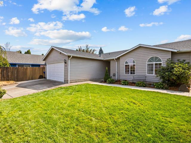 House for sale in Oregonia