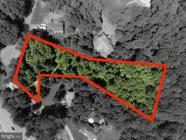 Land for sale in California, Maryland