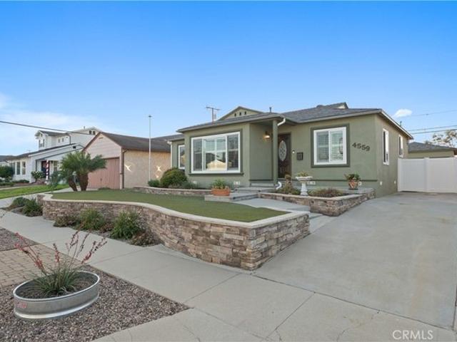 House for sale in Lakewood, California