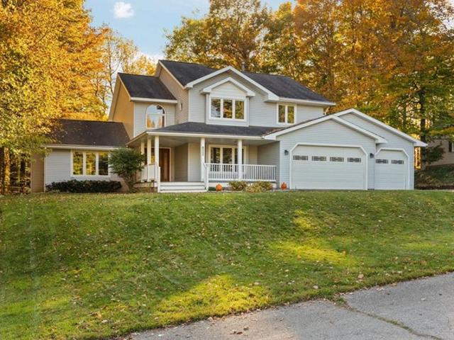 House for sale in Traverse City, Grand Traverse County