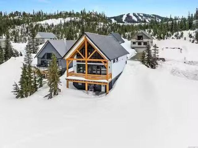 House for sale in British Columbia