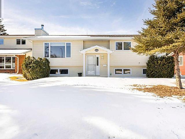 House for sale in Alberta
