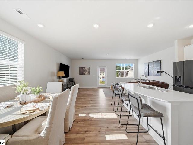 Townhouse for sale in Pendleton, South Carolina