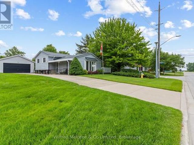 House for sale in Saugeen Shores, Ontario