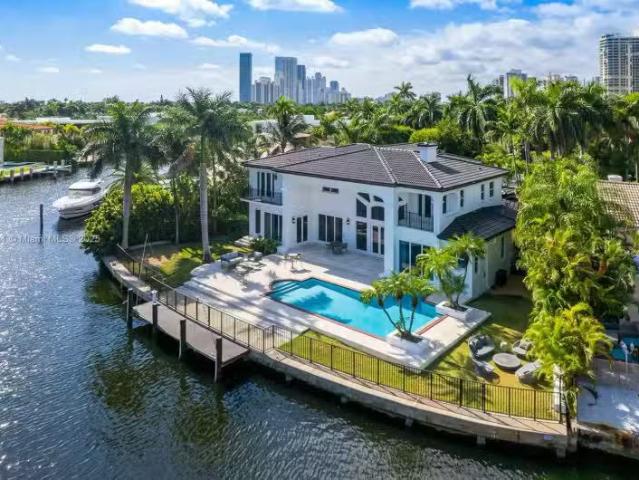House for sale in Opa Locka