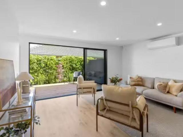 House for sale in Saint Albans, Canterbury