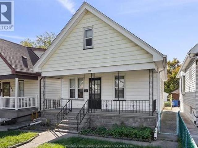 House for sale in RiverWest, Windsor