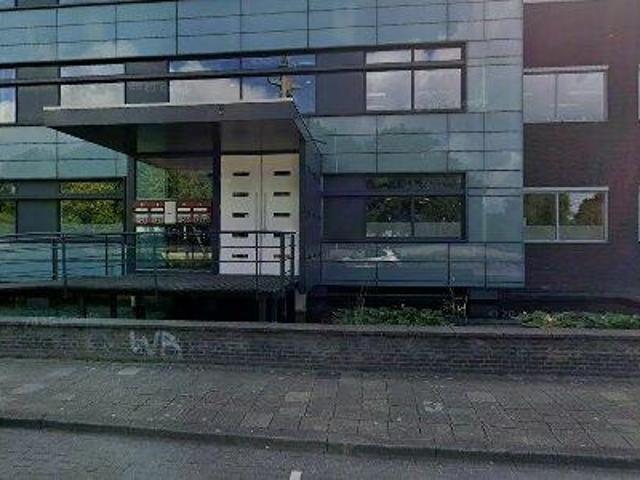 Bedrijfspand te huur in Schoot, Eindhoven