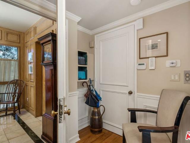 Condo for sale in Beverly Hills
