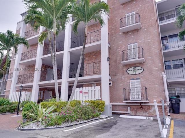 Condo for sale in Hallandale, Florida