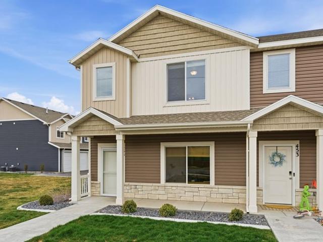 Townhouse for sale in Cache, Utah