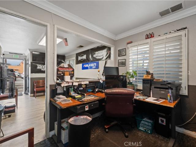 Commercial for sale in Colton