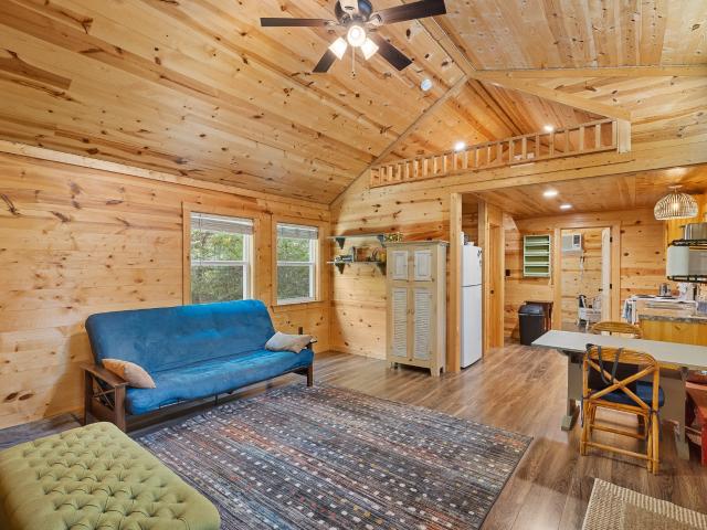 Farm for sale in Rek Hill, Fayetteville