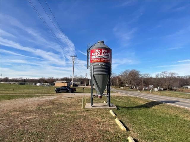 Commercial for sale in Kansas, Oklahoma