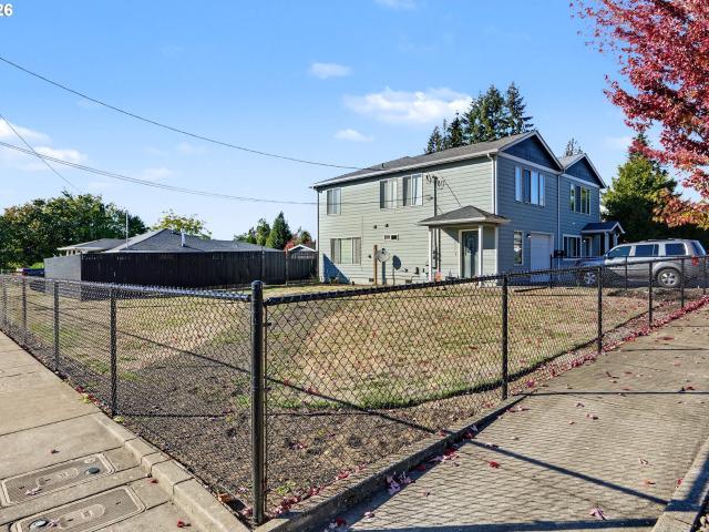 House for sale in Stayton, Marion County