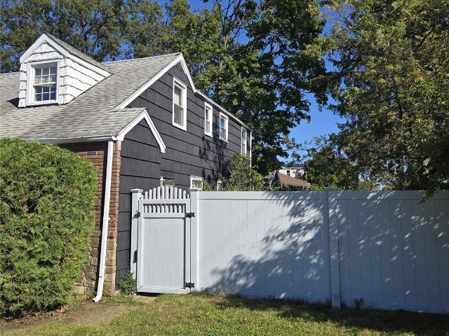 House for sale in Hempstead Gardens, West Hempstead