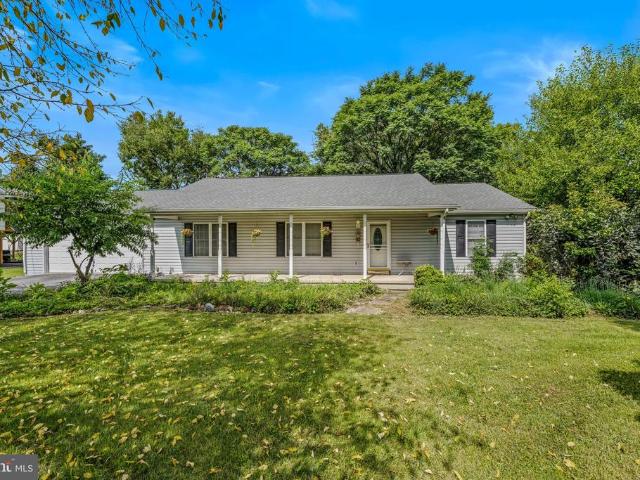 House for sale in Bunker Hill, West Virginia